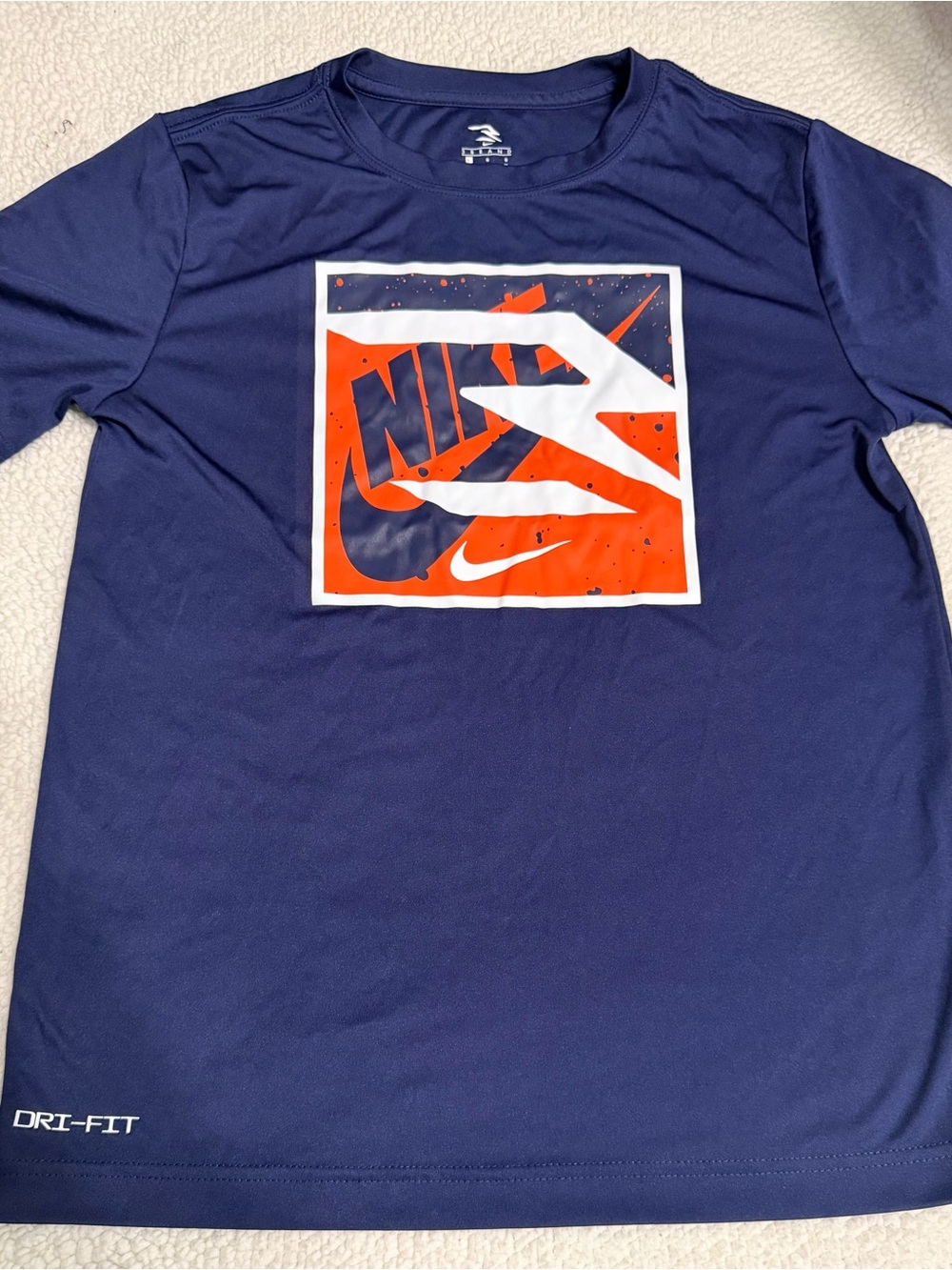 Preloved Nike navy blue dri-fit shirt kids Size L
